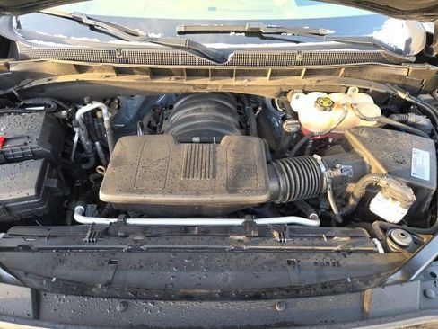 Used 2021 Chevrolet Suburban Premier w/ Premium Package image 29