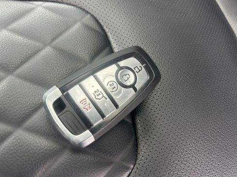 Used 2024 Ford Edge Titanium w/ Equipment Group 301A AWD/4WD image 31
