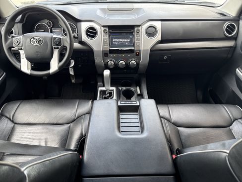 Used 2016 Toyota Tundra SR5 image 18