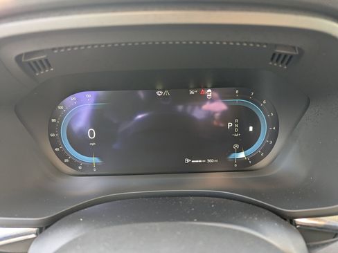 Certified 2024 Volvo XC60 B5 Core w/ Protection Package Premier image 14