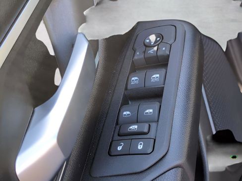 Used 2025 RAM 1500 Big Horn image 12