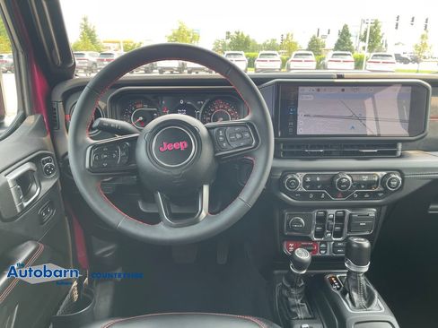 Used 2024 Jeep Wrangler Unlimited Rubicon w/ Technology Group AWD/4WD image 25