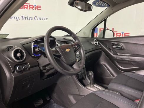 Used 2016 Chevrolet Trax LS image 13