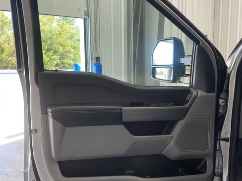 Used 2024 Ford F250 XLT image 16
