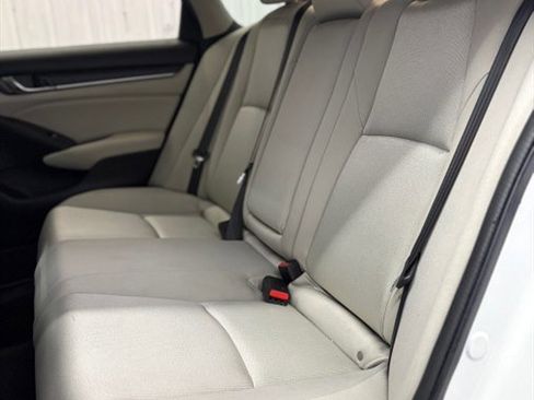 Used 2019 Honda Accord EX image 14