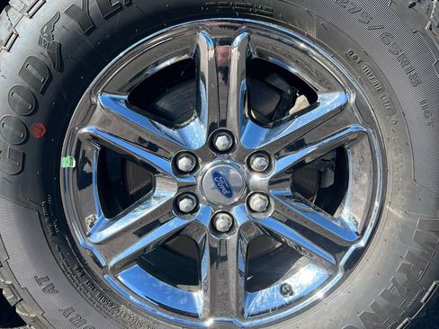 Used 2021 Ford F150 XLT w/ Equipment Group 302A High image 12