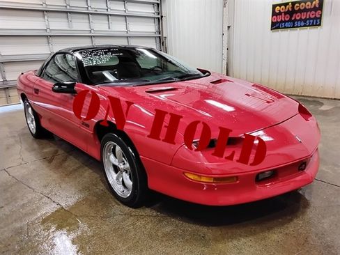 Used 1994 Chevrolet Camaro Z28 RWD image 1