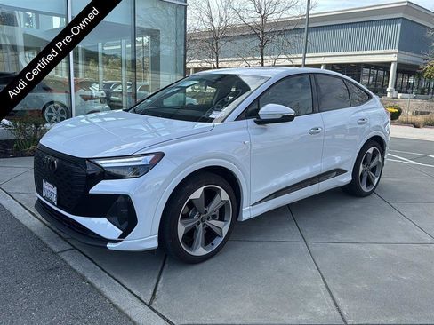 Used 2025 Audi Q4 e-tron Premium Plus w/ Premium Plus image 1