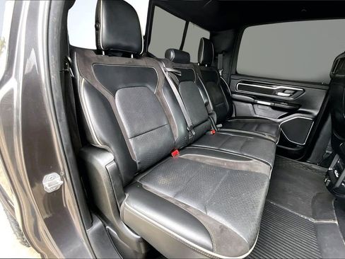 Used 2019 RAM 1500 Laramie image 27