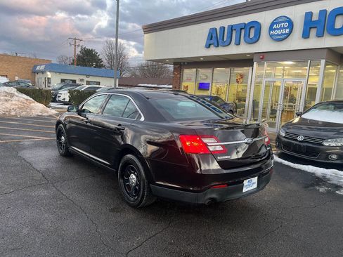 Used 2017 Ford Taurus Police Interceptor AWD image 8
