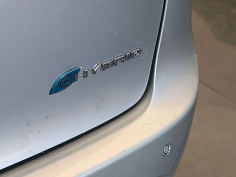 Used 2023 Chrysler Pacifica Limited image 13