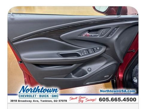 Used 2018 Buick Envision Premium image 11