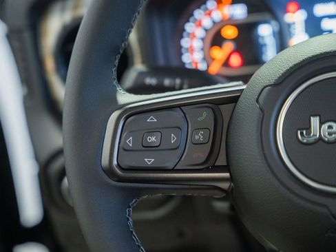 New 2026 Jeep Gladiator Sport AWD/4WD image 30
