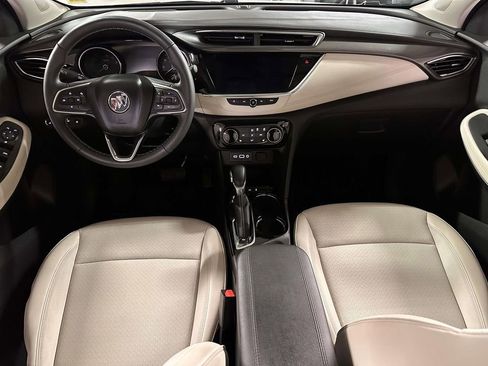 Used 2023 Buick Encore GX Preferred w/ Cold Weather Comfort Package AWD/4WD image 17