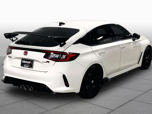 Used 2025 Honda Civic Type R image 12