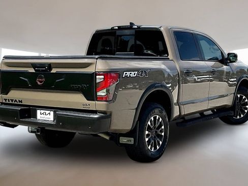 Used 2023 Nissan Titan PRO-4X w/ Pro-4x Convenience Package AWD/4WD image 6