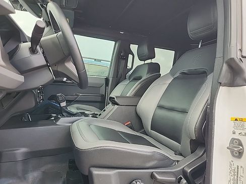 Used 2024 Ford Bronco Black Diamond AWD/4WD image 2