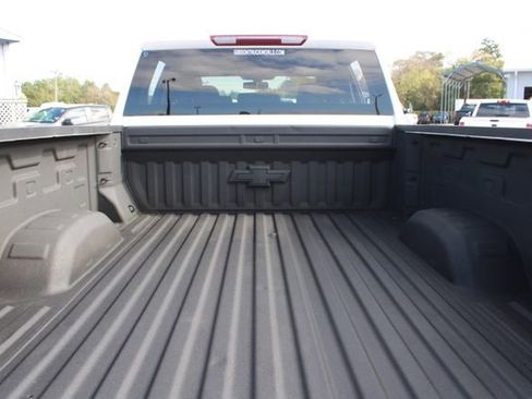 Used 2023 Chevrolet Silverado 2500 LT image 10