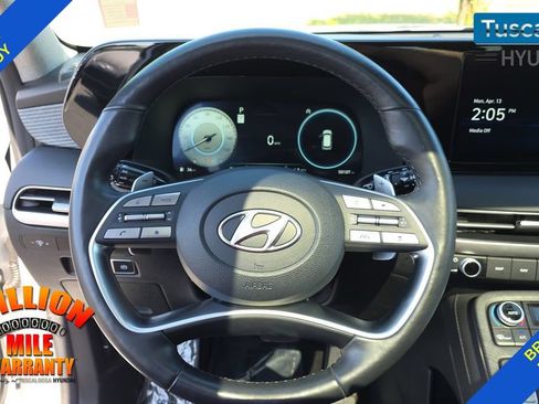 Used 2024 Hyundai Palisade Limited AWD/4WD image 16
