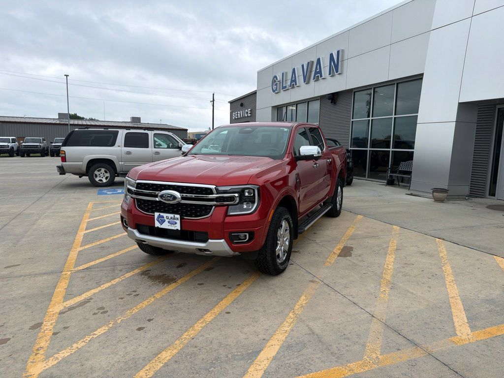 Used 2024 Ford Ranger Lariat w/ FX4 Off-Road Package AWD/4WD image 3