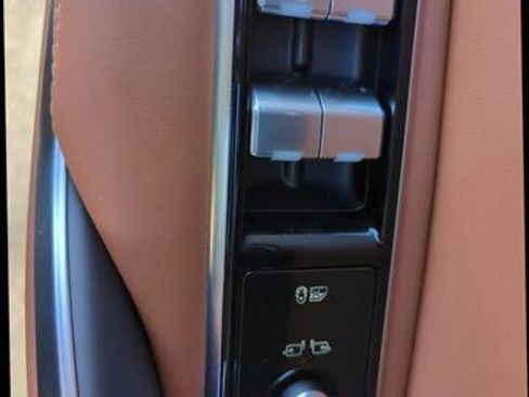 Used 2025 Jaguar F-PACE R-Dynamic S image 20