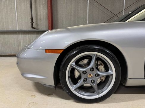 Used 2004 Porsche Boxster S RWD image 12