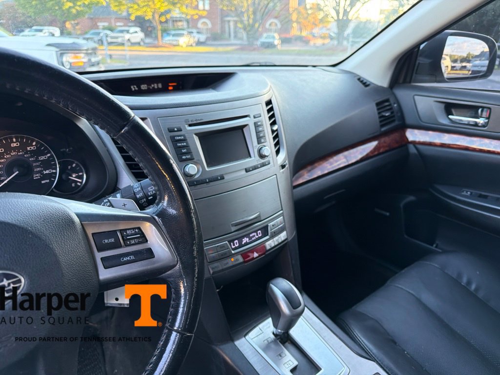 Used 2012 Subaru Outback 2.5i Limited w/ Moonroof Pkg AWD/4WD image 15