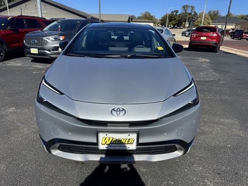 Used 2024 Toyota Prius Prime Premium image 8