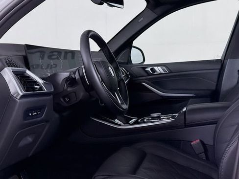 Used 2024 BMW X5 xDrive50e w/ Premium Package image 9