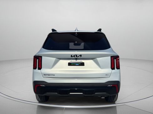 Used 2026 Kia Sorento SX Prestige image 4