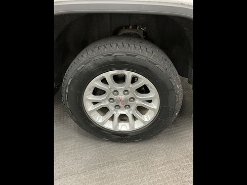 Used 2016 GMC Sierra 1500 SLE w/ SLE Value Package AWD/4WD image 38