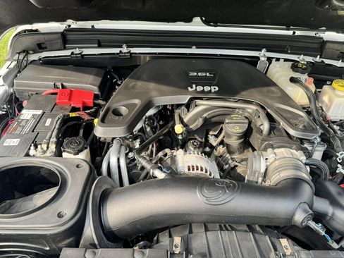 Used 2020 Jeep Gladiator Rubicon image 47