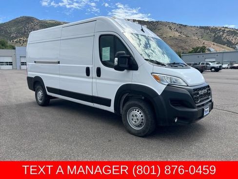 Used 2025 RAM ProMaster 2500 w/ Convenience Group FWD image 1