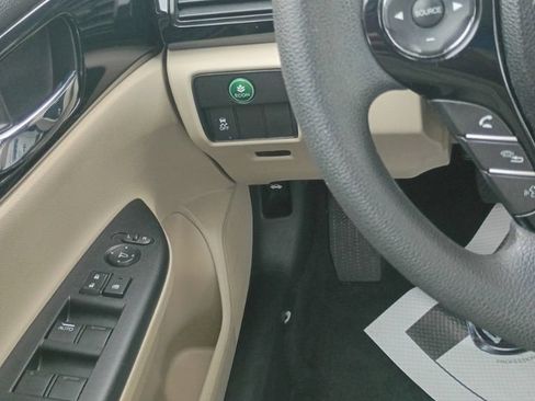 Used 2016 Honda Accord LX image 10
