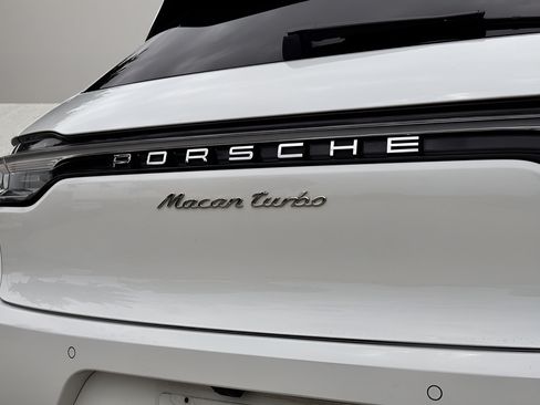 Used 2021 Porsche Macan Turbo AWD/4WD image 24