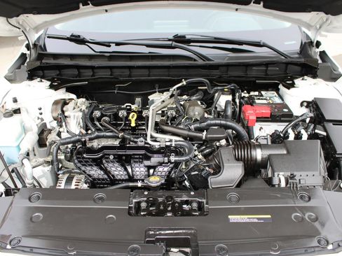Used 2024 Nissan Altima 2.5 S FWD image 28