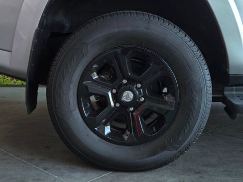 Used 2022 Toyota 4Runner SR5 Premium AWD/4WD image 4