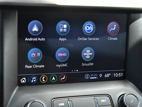 Used 2023 GMC Acadia SLT FWD image 23
