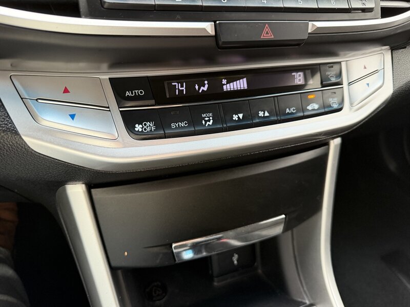 Used 2013 Honda Accord LX-S image 23