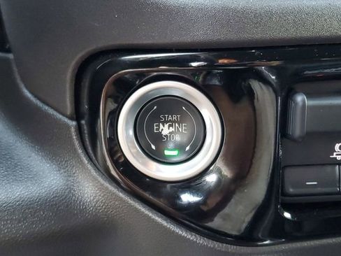 Used 2024 GMC Sierra 1500 SLT w/ SLT Premium Plus Package image 26