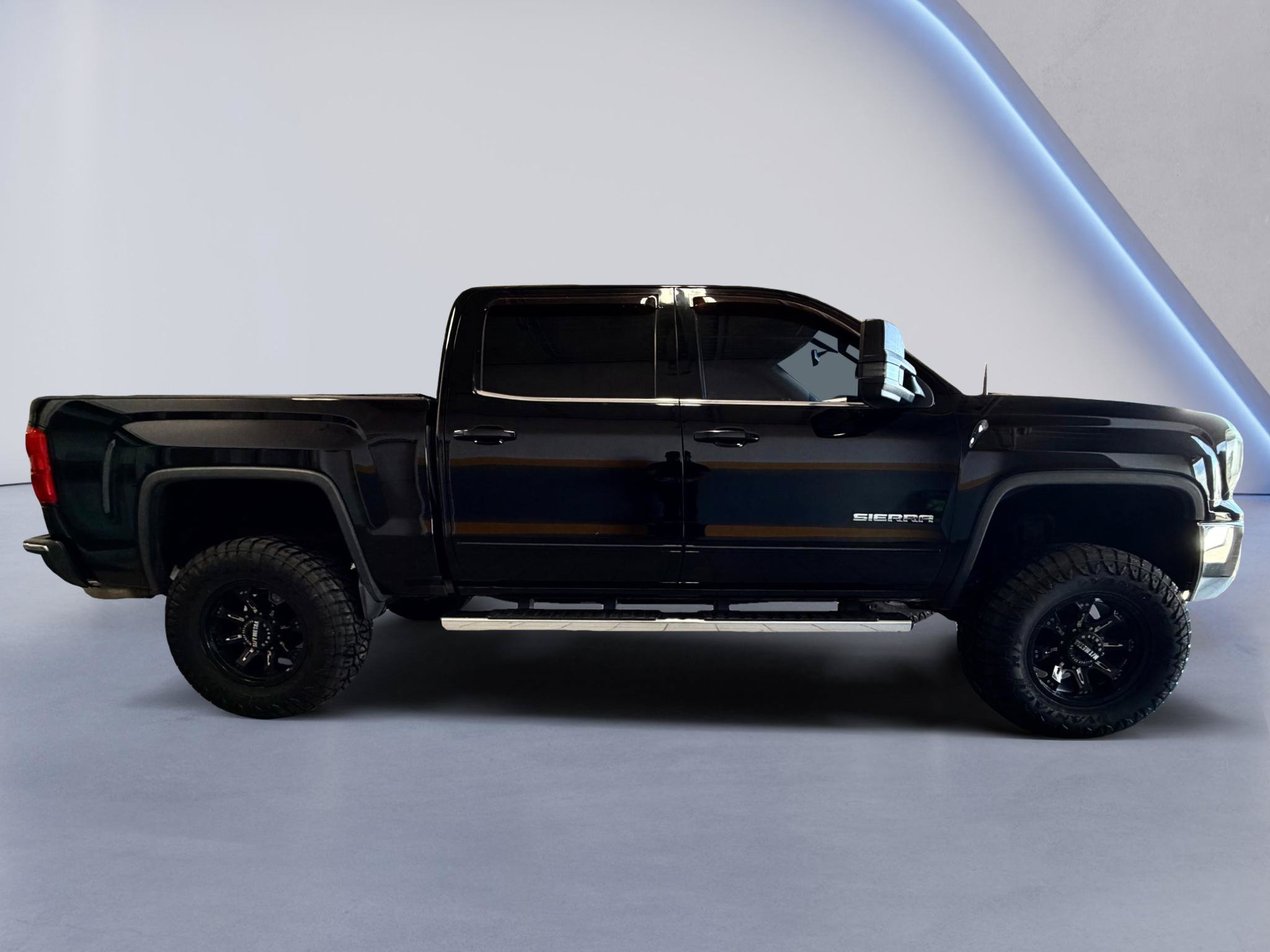 Used 2016 GMC Sierra 1500 SLE w/ Suspension Package, Off-Road AWD/4WD image 5