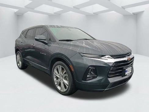 Used 2019 Chevrolet Blazer Premier w/ Sun and Wheels Package image 3
