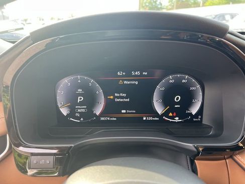 Used 2023 INFINITI QX60 Sensory w/ Cargo Package AWD/4WD image 15