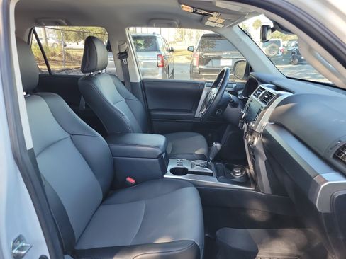 Used 2024 Toyota 4Runner SR5 Premium image 30