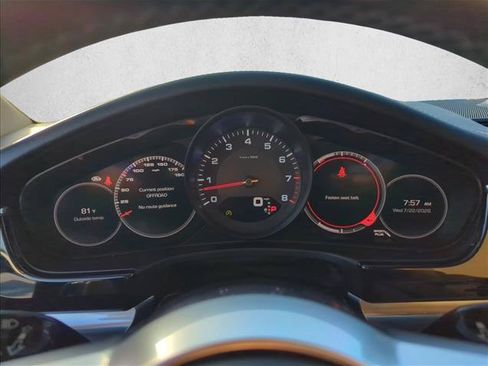 Used 2018 Porsche Panamera 4 AWD/4WD image 18