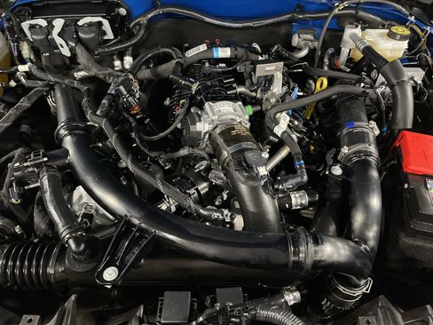 Used 2025 Ford Bronco Badlands image 16