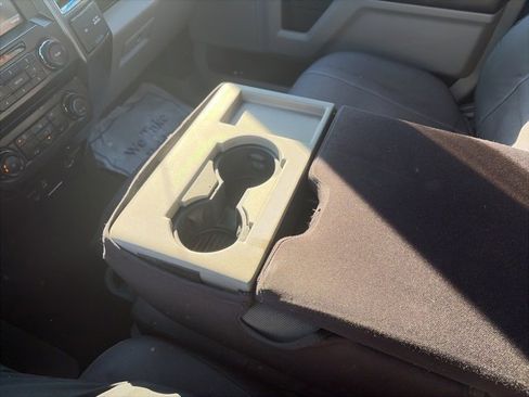 Used 2015 Ford F150 XLT w/ Equipment Group 302A Luxury image 20