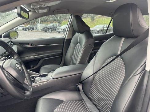 Used 2024 Toyota Camry SE w/ Convenience Package FWD image 16
