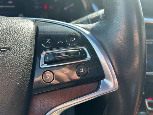 Used 2016 Cadillac XTS Luxury w/ Driver Awareness Package image 20