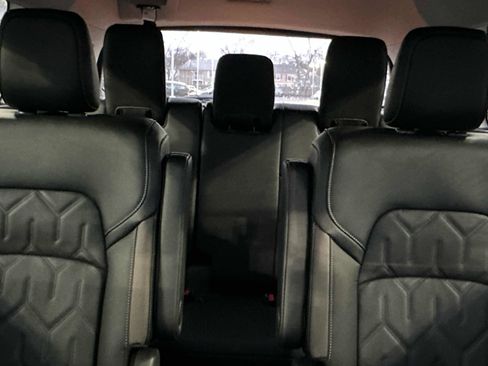 New 2026 Nissan Pathfinder Platinum image 27